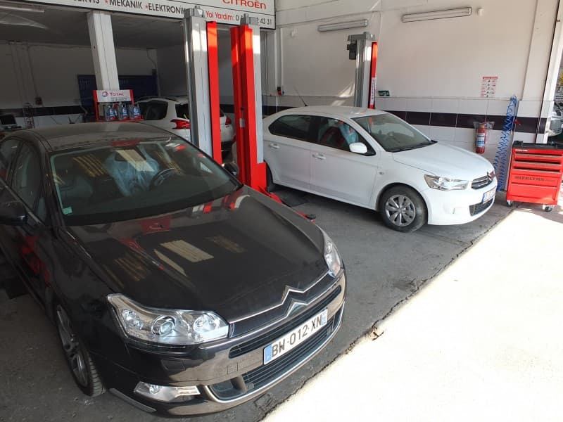Citroen Çıkma Far ve Sinyal